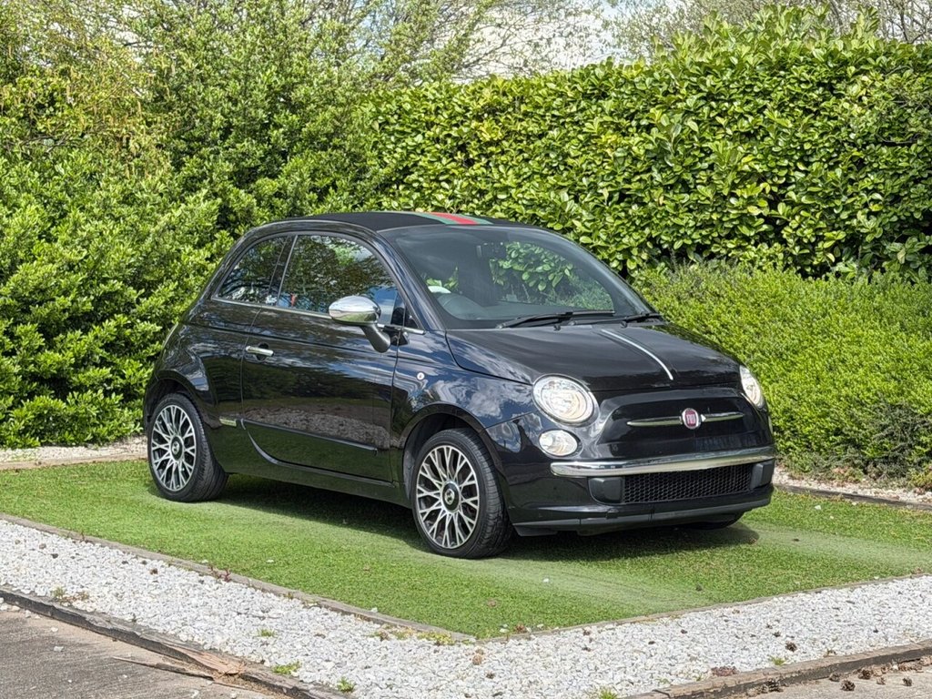 USED 2013 13 FIAT 500C 1.2 byGucci Convertible 2dr Petrol Dualogic Euro 5 (s/s) (69 bhp) VERY RARE AND DESIRABLE AUTOMATIC VERSION OF THE FIAT 500 BY GUCCI FEATURING GUCCI INTERIOR AND SIGNATURE ROOF STRIPES