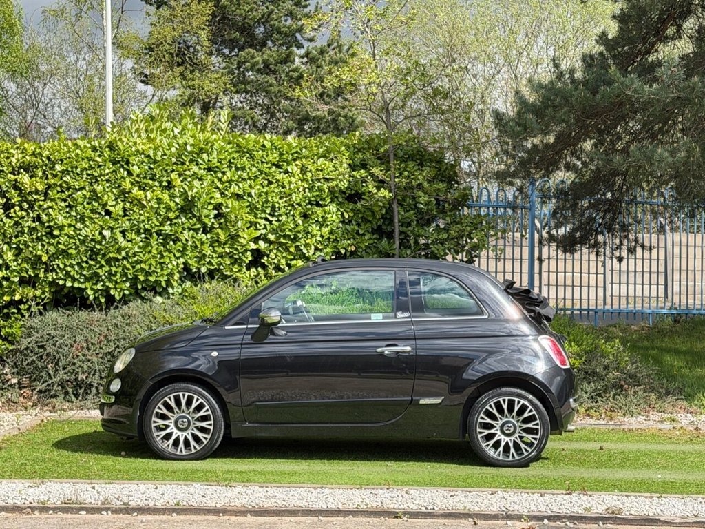 USED 2013 13 FIAT 500C 1.2 byGucci Convertible 2dr Petrol Dualogic Euro 5 (s/s) (69 bhp) VERY RARE AND DESIRABLE AUTOMATIC VERSION OF THE FIAT 500 BY GUCCI FEATURING GUCCI INTERIOR AND SIGNATURE ROOF STRIPES