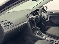 USED 2017 17 VOLKSWAGEN GOLF 1.4 TSI BlueMotion Tech SE Nav Hatchback 5dr Petrol DSG Euro 6 (s/s) (125 ps) 1 Previous Owner / Sat Nav / Apple Car Play / Bluetooth / Isofix / DAB Radio / Cruise Control