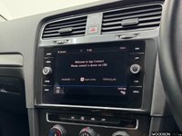 USED 2017 17 VOLKSWAGEN GOLF 1.4 TSI BlueMotion Tech SE Nav Hatchback 5dr Petrol DSG Euro 6 (s/s) (125 ps) 1 Previous Owner / Sat Nav / Apple Car Play / Bluetooth / Isofix / DAB Radio / Cruise Control