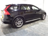 USED 2015 65 VOLVO V60 CROSS COUNTRY 2.0 D4 Lux Nav Estate 5dr Diesel Auto Euro 6 (s/s) (190 ps) Sat Nav-1/2 Leather-Cruise-Climate-Family Pack-Park sensors-18