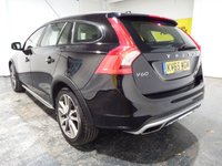 USED 2015 65 VOLVO V60 CROSS COUNTRY 2.0 D4 Lux Nav Estate 5dr Diesel Auto Euro 6 (s/s) (190 ps) Sat Nav-1/2 Leather-Cruise-Climate-Family Pack-Park sensors-18