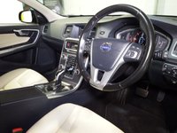 USED 2015 65 VOLVO V60 CROSS COUNTRY 2.0 D4 Lux Nav Estate 5dr Diesel Auto Euro 6 (s/s) (190 ps) Sat Nav-1/2 Leather-Cruise-Climate-Family Pack-Park sensors-18