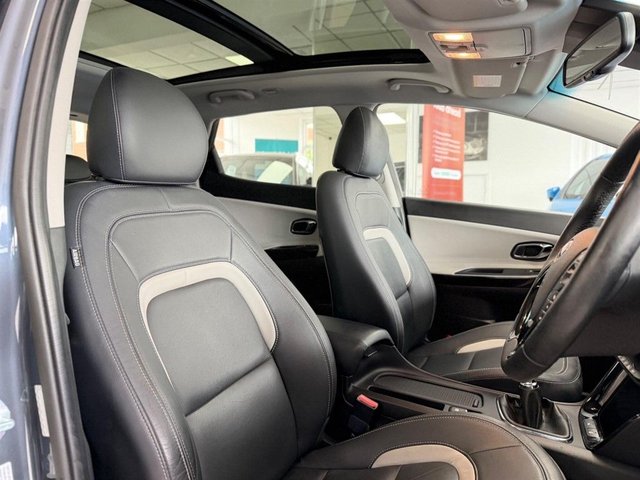 View our KIA CEED