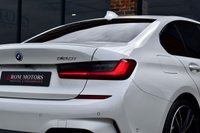 USED 2022 22 BMW 3 SERIES 2.0 320i M Sport Saloon 4dr Petrol Auto Euro 6 (s/s) (184 ps) SUNROOF / H&K / M SPORT PRO