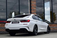 USED 2022 22 BMW 3 SERIES 2.0 320i M Sport Saloon 4dr Petrol Auto Euro 6 (s/s) (184 ps) SUNROOF / H&K / M SPORT PRO