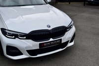 USED 2022 22 BMW 3 SERIES 2.0 320i M Sport Saloon 4dr Petrol Auto Euro 6 (s/s) (184 ps) SUNROOF / H&K / M SPORT PRO