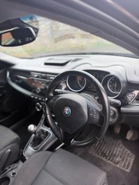 USED 2010 60 ALFA ROMEO GIULIETTA 1.4 TB MultiAir Lusso Hatchback 5dr Petrol Manual Euro 5 (s/s) (170 bhp) Delivery & Warranty