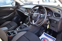 USED 2020 69 VAUXHALL GRANDLAND X 1.5 Turbo D SRi Nav SUV 5dr Diesel Manual Euro 6 (s/s) (130 ps) 