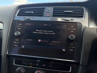 USED 2017 67 VOLKSWAGEN GOLF 1.5 TSI EVO SE Nav Hatchback 5dr Petrol Manual Euro 6 (s/s) (130 ps) SAT NAV/APPLE AND ANDROID/CAMERA