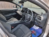 USED 2023 TOYOTA C-HR 1.8 VVT-h GPF Icon SUV 5dr Petrol Hybrid CVT Euro 6 (s/s) (122 ps) ** WE OFFER FINANCE ON THIS CAR **