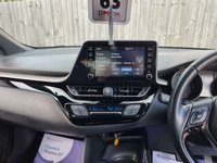 USED 2023 TOYOTA C-HR 1.8 VVT-h GPF Icon SUV 5dr Petrol Hybrid CVT Euro 6 (s/s) (122 ps) ** WE OFFER FINANCE ON THIS CAR **