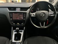 USED 2017 67 SKODA OCTAVIA 2.0 TDI SE Estate 5dr Diesel Manual Euro 6 (s/s) (150 ps) 