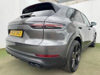 USED 2020 20 PORSCHE CAYENNE 3.0 V6 E-Hybrid 14.1kWh SUV 5dr Petrol Plug-in Hybrid TiptronicS 4WD Euro 6 (s/s) (3.6kW Charger) (462 ps) 