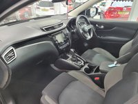 USED 2020 70 NISSAN QASHQAI 1.3 DIG-T N-Connecta SUV 5dr Petrol DCT Auto Euro 6 (s/s) (160 ps) AUTOMATIC / ONLY 17771 MILES FROM NEW / PANORAMIC ROOF / TOUCHSCREEN APPLE CARPLAY & ANDROID AUTO / 360 CAMERAS / PARK ASSIST / NAVIGATION / POWERFOLD MIRRORS / CRUISE CONTROL