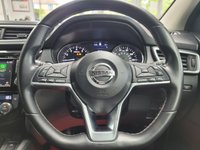 USED 2020 70 NISSAN QASHQAI 1.3 DIG-T N-Connecta SUV 5dr Petrol DCT Auto Euro 6 (s/s) (160 ps) AUTOMATIC / ONLY 17771 MILES FROM NEW / PANORAMIC ROOF / TOUCHSCREEN APPLE CARPLAY & ANDROID AUTO / 360 CAMERAS / PARK ASSIST / NAVIGATION / POWERFOLD MIRRORS / CRUISE CONTROL