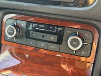 USED 2011 60 VOLKSWAGEN TOUAREG 3.0 TDI V6 SE SUV 5dr Diesel Tiptronic 4WD Euro 5 (s/s) (240 ps) JUST HAD A MAJOR SERVICE, AND BRAKES ALL AROUND, TOW BAR