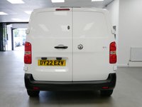 USED 2022 22 VAUXHALL VIVARO 2700 1.5 D 100 BHP L1 SWB DYNAMIC 6 DOOR AIR CON | CARPLAY | 6 DOORS | RACKING !