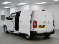 USED 2022 22 VAUXHALL VIVARO 2700 1.5 D 100 BHP L1 SWB DYNAMIC 6 DOOR AIR CON | CARPLAY | 6 DOORS | RACKING !