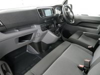 USED 2022 22 VAUXHALL VIVARO 2700 1.5 D 100 BHP L1 SWB DYNAMIC 6 DOOR AIR CON | CARPLAY | 6 DOORS | RACKING !