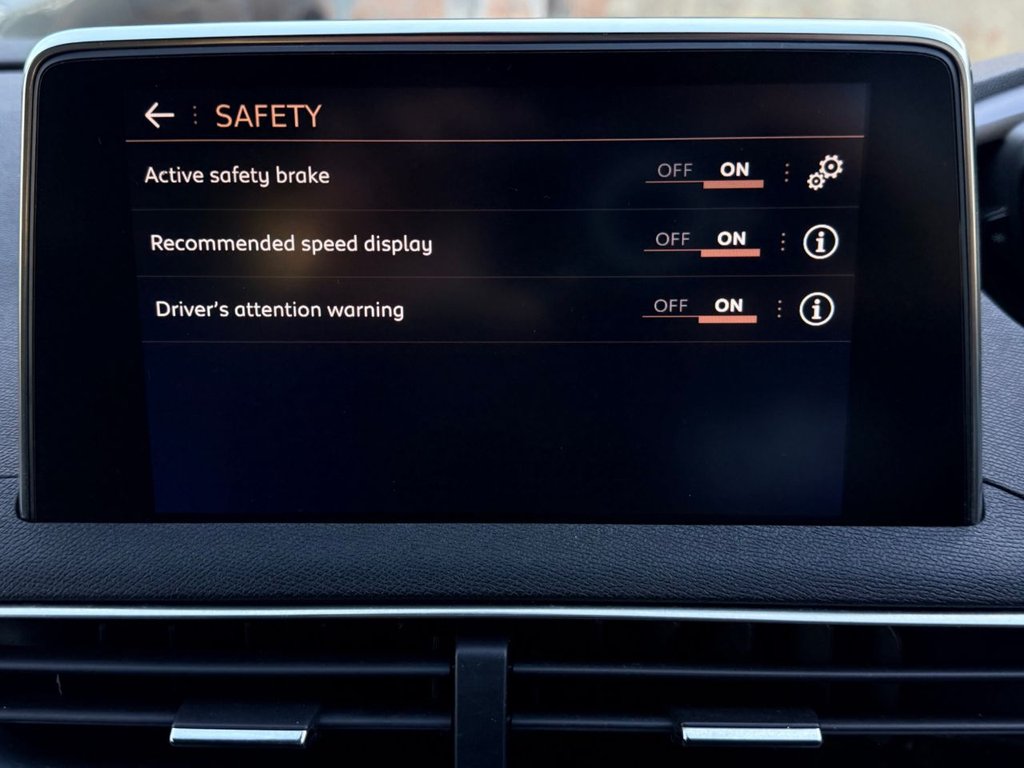 USED 2017 17 PEUGEOT 3008 1.2 PureTech GT Line SUV 5dr Petrol EAT Euro 6 (s/s) (130 ps) APPLE CARPLAY+ R/CAMERA+NAV+XENON