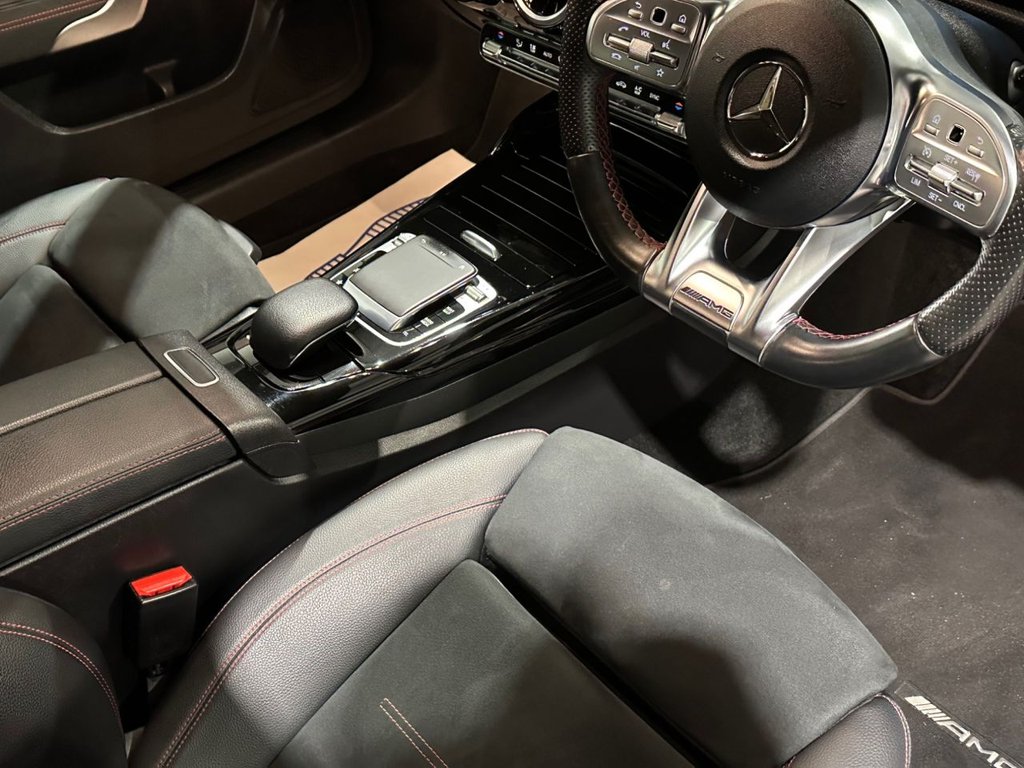 USED 2019 19 MERCEDES-BENZ A-CLASS 2.0 A35 AMG Hatchback 5dr Petrol SpdS DCT 4MATIC Euro 6 (s/s) (306 ps) 