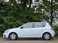 USED 2010 59 KIA CEED 1.4 1 Hatchback 5dr Petrol Manual Euro 4 (89 bhp) 13 SERVICE STAMPS - JUST SERVICED