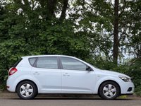 USED 2010 59 KIA CEED 1.4 1 Hatchback 5dr Petrol Manual Euro 4 (89 bhp) 13 SERVICE STAMPS - JUST SERVICED