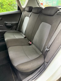 USED 2010 59 KIA CEED 1.4 1 Hatchback 5dr Petrol Manual Euro 4 (89 bhp) 13 SERVICE STAMPS - JUST SERVICED