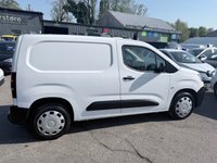 USED 2022 71 CITROEN BERLINGO White 1.5 BlueHDi Enterprise M Pro van, 38,000 miles, Euro 6, 6-Speed manual, A/C, Bluetooth, Cruise Control, DAB, rear sensors. Plus VAT @ 20%! This 2022 Citroen Berlingo Enterprise M Pro boasts an exceptionally low mileage of just 38,000 miles, making it a standout choice for those seeking a nearly new vehicle. This one owner van has a full service history serviced at 14K, 22K, 28K, 36K with its last service completed on 17th December 2025 at 36,030 miles. It is powered by an efficient 1.5 litre BlueHDi diesel engine, meeting Euro 6 emission standards. For your peace of mind, a 12 month MOT will be provided upon purchase. Inside, you'l