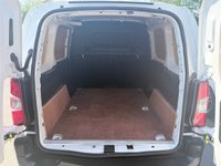 USED 2022 71 CITROEN BERLINGO White 1.5 BlueHDi Enterprise M Pro van, 38,000 miles, Euro 6, 6-Speed manual, A/C, Bluetooth, Cruise Control, DAB, rear sensors. Plus VAT @ 20%! This 2022 Citroen Berlingo Enterprise M Pro boasts an exceptionally low mileage of just 38,000 miles, making it a standout choice for those seeking a nearly new vehicle. This one owner van has a full service history serviced at 14K, 22K, 28K, 36K with its last service completed on 17th December 2025 at 36,030 miles. It is powered by an efficient 1.5 litre BlueHDi diesel engine, meeting Euro 6 emission standards. For your peace of mind, a 12 month MOT will be provided upon purchase. Inside, you'l