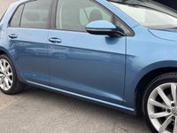 USED 2015 15 VOLKSWAGEN GOLF 1.4 TSI BlueMotion Tech ACT GT Hatchback 5dr Petrol DSG Euro 6 (s/s) (150 ps) AUTO -- FULL SERVICE HISTORY -- &pound;35 TAX -- SAT NAV -- CAMERA
