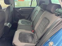 USED 2015 15 VOLKSWAGEN GOLF 1.4 TSI BlueMotion Tech ACT GT Hatchback 5dr Petrol DSG Euro 6 (s/s) (150 ps) AUTO -- FULL SERVICE HISTORY -- &pound;35 TAX -- SAT NAV -- CAMERA