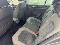 USED 2015 15 VOLKSWAGEN GOLF 1.4 TSI BlueMotion Tech ACT GT Hatchback 5dr Petrol DSG Euro 6 (s/s) (150 ps) AUTO -- FULL SERVICE HISTORY -- &pound;35 TAX -- SAT NAV -- CAMERA