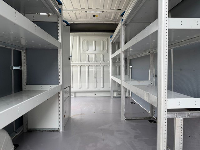 View our CITROEN RELAY