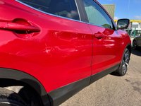 USED 2020 70 NISSAN QASHQAI 1.3 DIG-T N-Motion SUV 5dr Petrol DCT Auto Euro 6 (s/s) (160 ps) HEATED LEATHER + NAVIGATION + AUTO + GLASS ROOF + CARPLAY