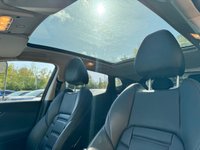 USED 2020 70 NISSAN QASHQAI 1.3 DIG-T N-Motion SUV 5dr Petrol DCT Auto Euro 6 (s/s) (160 ps) HEATED LEATHER + NAVIGATION + AUTO + GLASS ROOF + CARPLAY