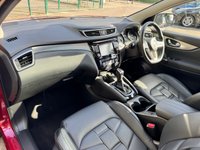 USED 2020 70 NISSAN QASHQAI 1.3 DIG-T N-Motion SUV 5dr Petrol DCT Auto Euro 6 (s/s) (160 ps) HEATED LEATHER + NAVIGATION + AUTO + GLASS ROOF + CARPLAY