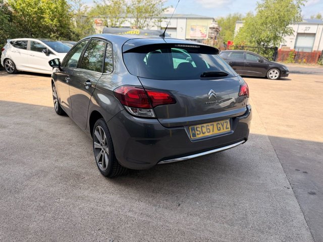 View our CITROEN C4