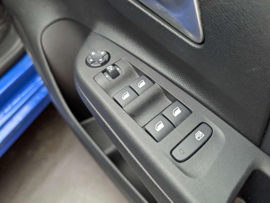 Used 2020 20 VAUXHALL CORSA Corsa E Elite Nav 5dr CLICK+COLLECT / HOME DELIVERY