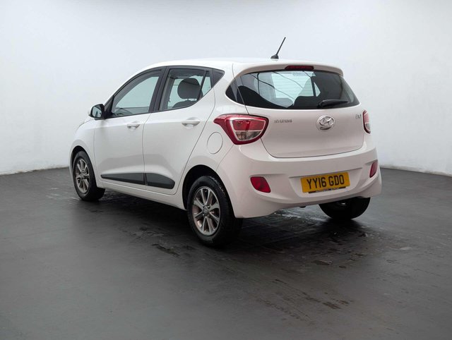 USED 2016 16 HYUNDAI I10 1.0 i10 Premium Blue Drive 5dr CLICK+COLLECT / HOME DELIVERY