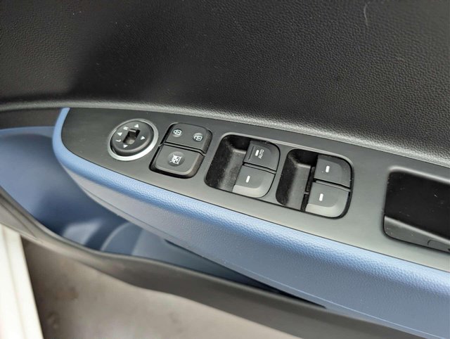 USED 2016 16 HYUNDAI I10 1.0 i10 Premium Blue Drive 5dr CLICK+COLLECT / HOME DELIVERY