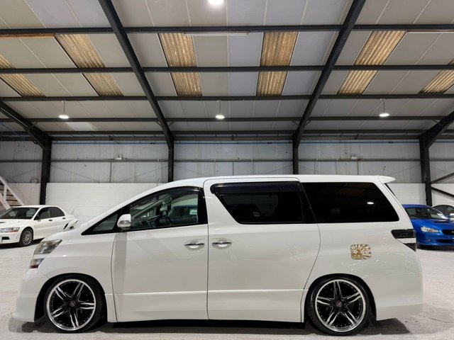 View our TOYOTA VELLFIRE
