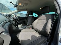 USED 2016 61 VAUXHALL INSIGNIA 2.0 CDTi SRi Nav Hatchback 5dr Diesel Manual Euro 6 (s/s) (170 ps) CLEAN & TIDY LOW MILEAGE, 12m MOT