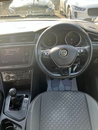 USED 2018 67 VOLKSWAGEN TIGUAN 1.4 TSI SE Navigation SUV 5dr Petrol Manual Euro 6 (s/s) (125 ps) Volkswagen Tiguan