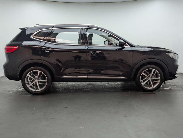 USED 2022 22 MG HS 1.5 MG HS Exclusive Semi-Auto 5dr CLICK+COLLECT / HOME DELIVERY