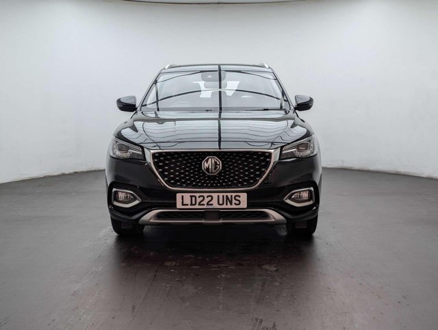 USED 2022 22 MG HS 1.5 MG HS Exclusive Semi-Auto 5dr CLICK+COLLECT / HOME DELIVERY