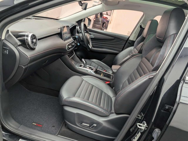 USED 2022 22 MG HS 1.5 MG HS Exclusive Semi-Auto 5dr CLICK+COLLECT / HOME DELIVERY