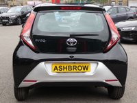 USED 2021 71 TOYOTA AYGO 1.0 VVT-i x-play 5d 70 S/S APPLE CARPLAY / ANDROID AUTO (GIVES YOU SAT NAV), REVERSING CAMERA, DAB RADIO, BLUETOOTH PHONE & MUSIC, AUX & USB INPUTS, MANUAL GEARBOX, LED DAYTIME RUNNING LIGHTS, SPARE WHEEL, LEATHER MULTIFUNCTION STEERING WHEEL, AIR CONDITIONING, TRIP COMPUTER, ISO FIX, TYRE PRESSURE WARNING, SPEED LIMITER, ELECTRIC WINDOWS, ELECTRIC MIRRORS, FOLDING REAR SEATS, AIRBAGS WITH PASSANGER OFF, SPACE SAVER SPARE WHEEL, 1 OWNER FROM NEW, SERVICE HISTORY