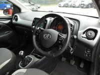 USED 2021 71 TOYOTA AYGO 1.0 VVT-i x-play 5d 70 S/S APPLE CARPLAY / ANDROID AUTO (GIVES YOU SAT NAV), REVERSING CAMERA, DAB RADIO, BLUETOOTH PHONE & MUSIC, AUX & USB INPUTS, MANUAL GEARBOX, LED DAYTIME RUNNING LIGHTS, SPARE WHEEL, LEATHER MULTIFUNCTION STEERING WHEEL, AIR CONDITIONING, TRIP COMPUTER, ISO FIX, TYRE PRESSURE WARNING, SPEED LIMITER, ELECTRIC WINDOWS, ELECTRIC MIRRORS, FOLDING REAR SEATS, AIRBAGS WITH PASSANGER OFF, SPACE SAVER SPARE WHEEL, 1 OWNER FROM NEW, SERVICE HISTORY